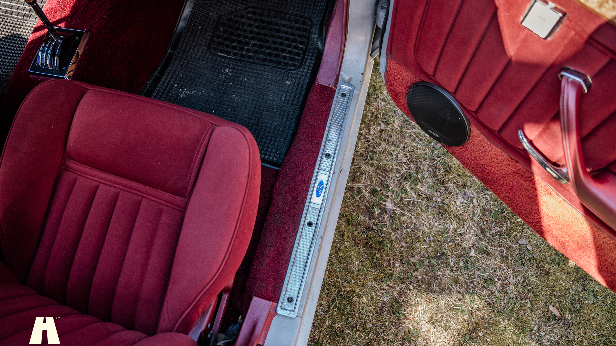 Innenraumfoto von 1976 Ford Mercury Monarch Ghia (39)