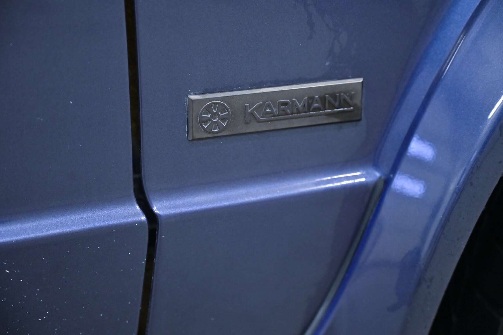 Exterior image of 1991 Volkswagen Golf Karmann Cabriolet