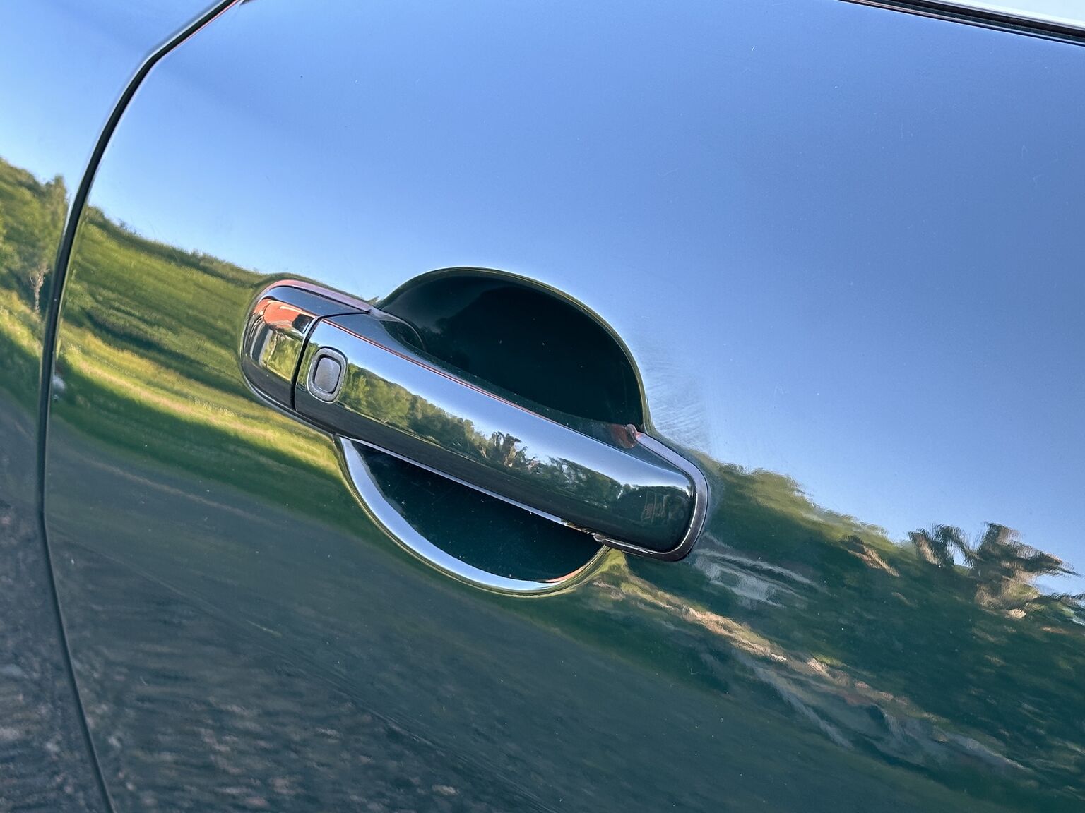 Exteriörbild på 2007 Jaguar XKR