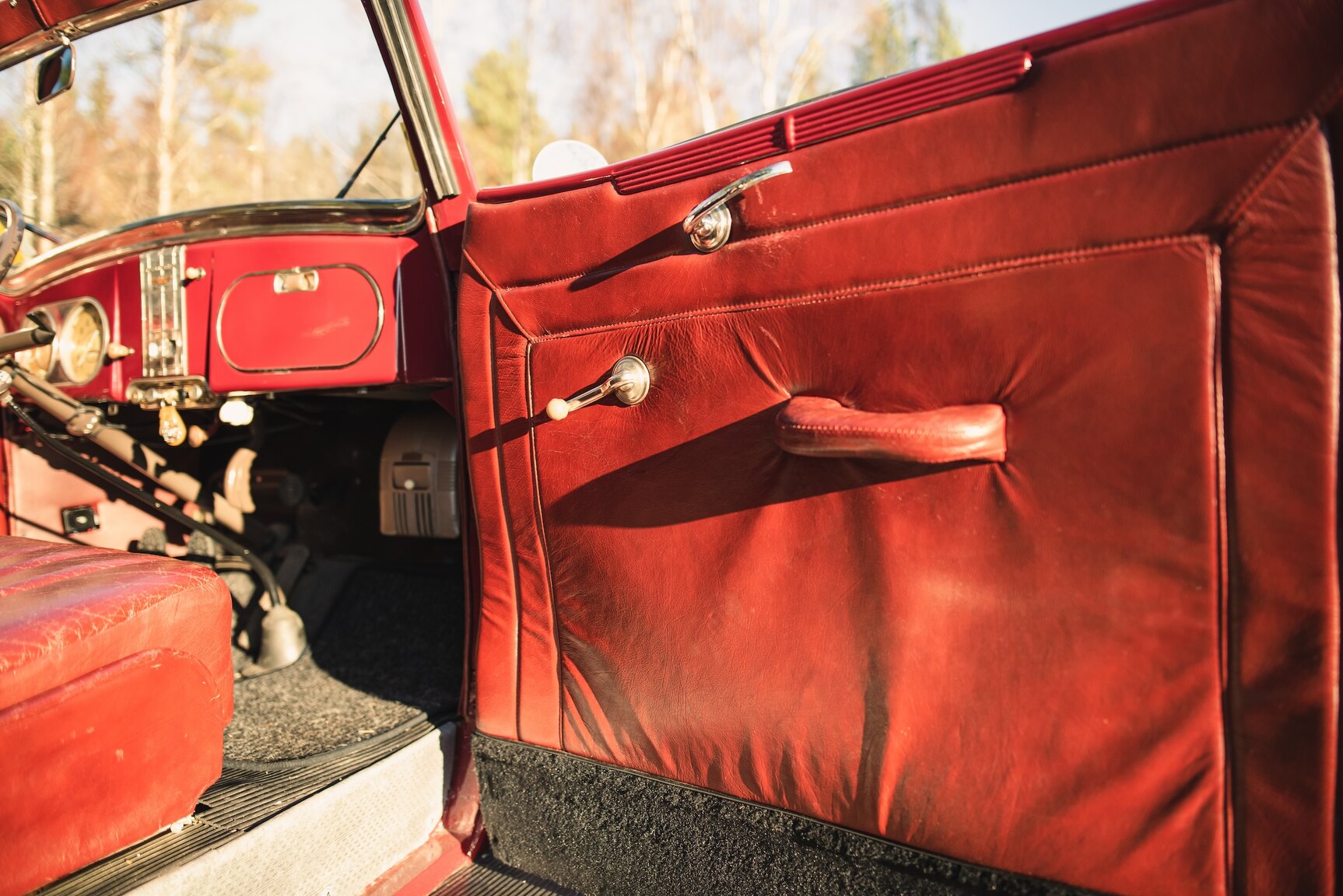 Interior image of 1938 Dodge Six Convertible Coupé