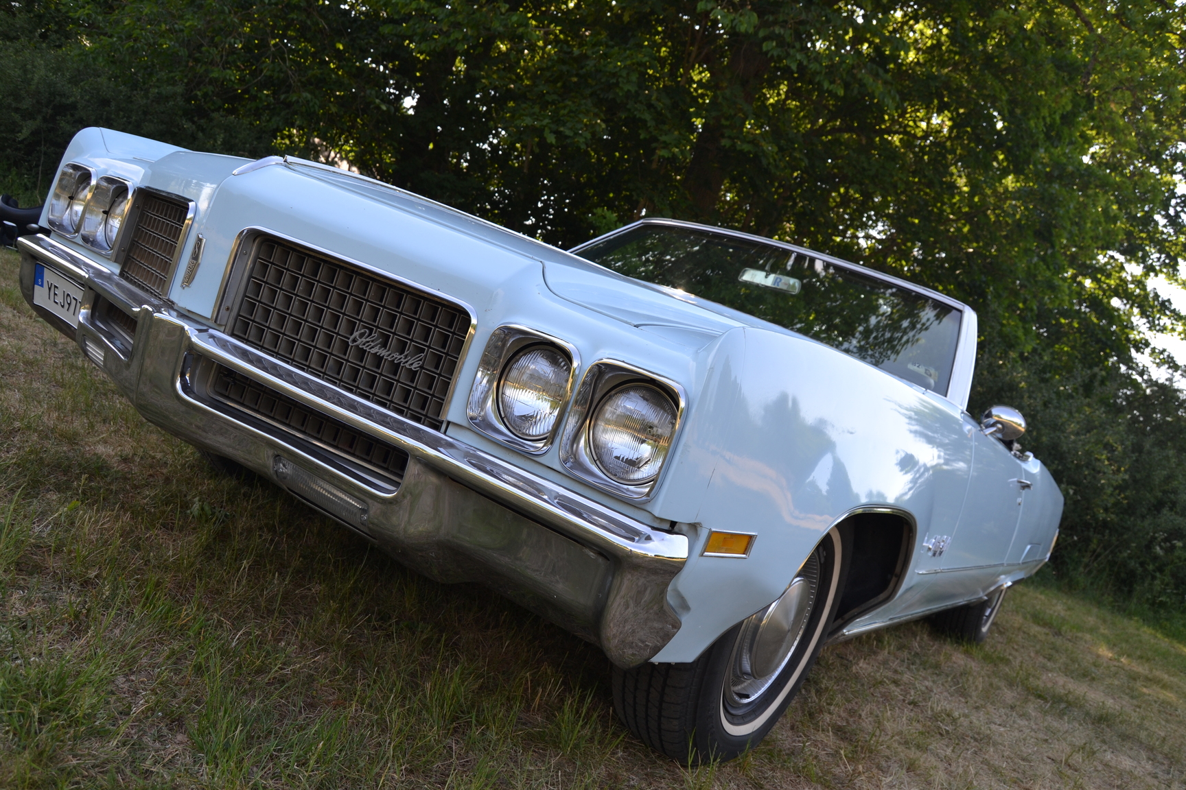 Exterior image of 1970 Oldsmobile Ninety eight Convertible (68)