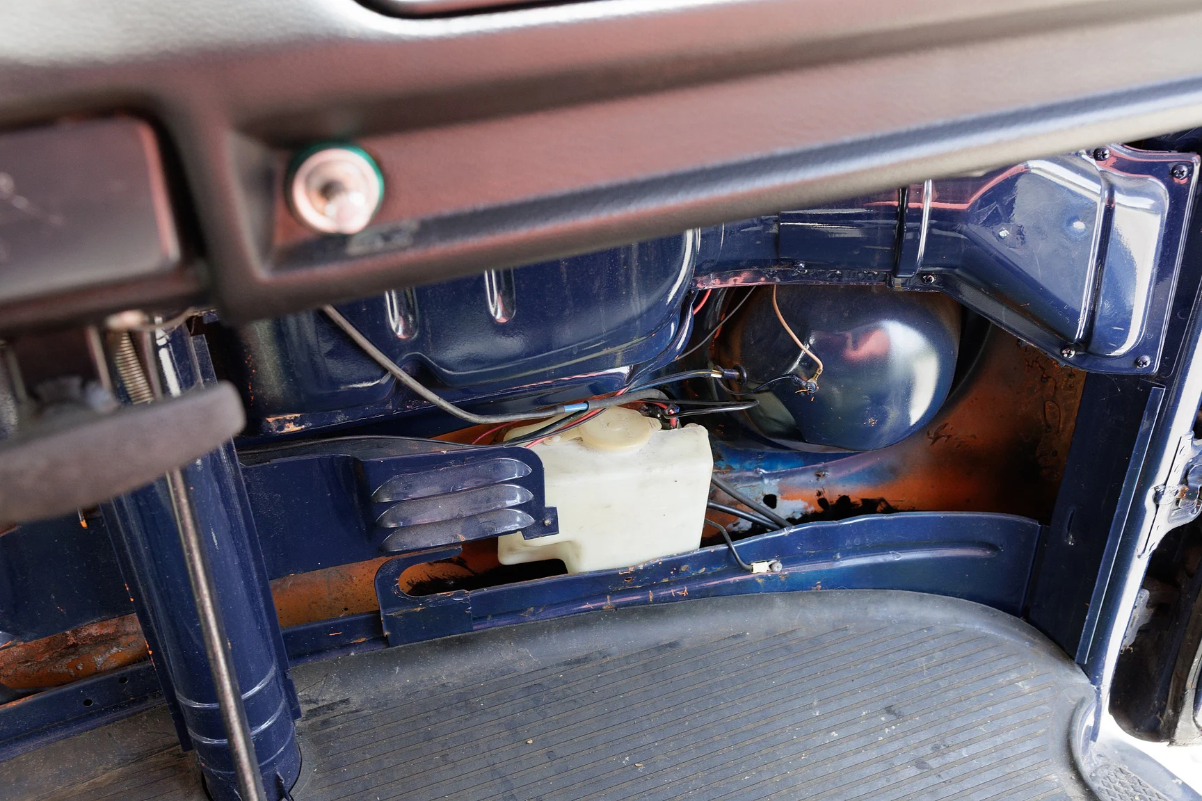 Interior image of 1973 Volkswagen Typ 2 Transporter T2 (40)