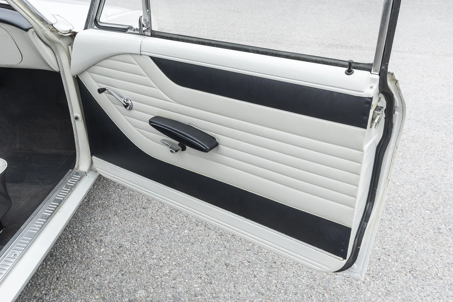 Innenraumfoto von 1964 Ford Taunus 17M RS - NO RESERVE (14)