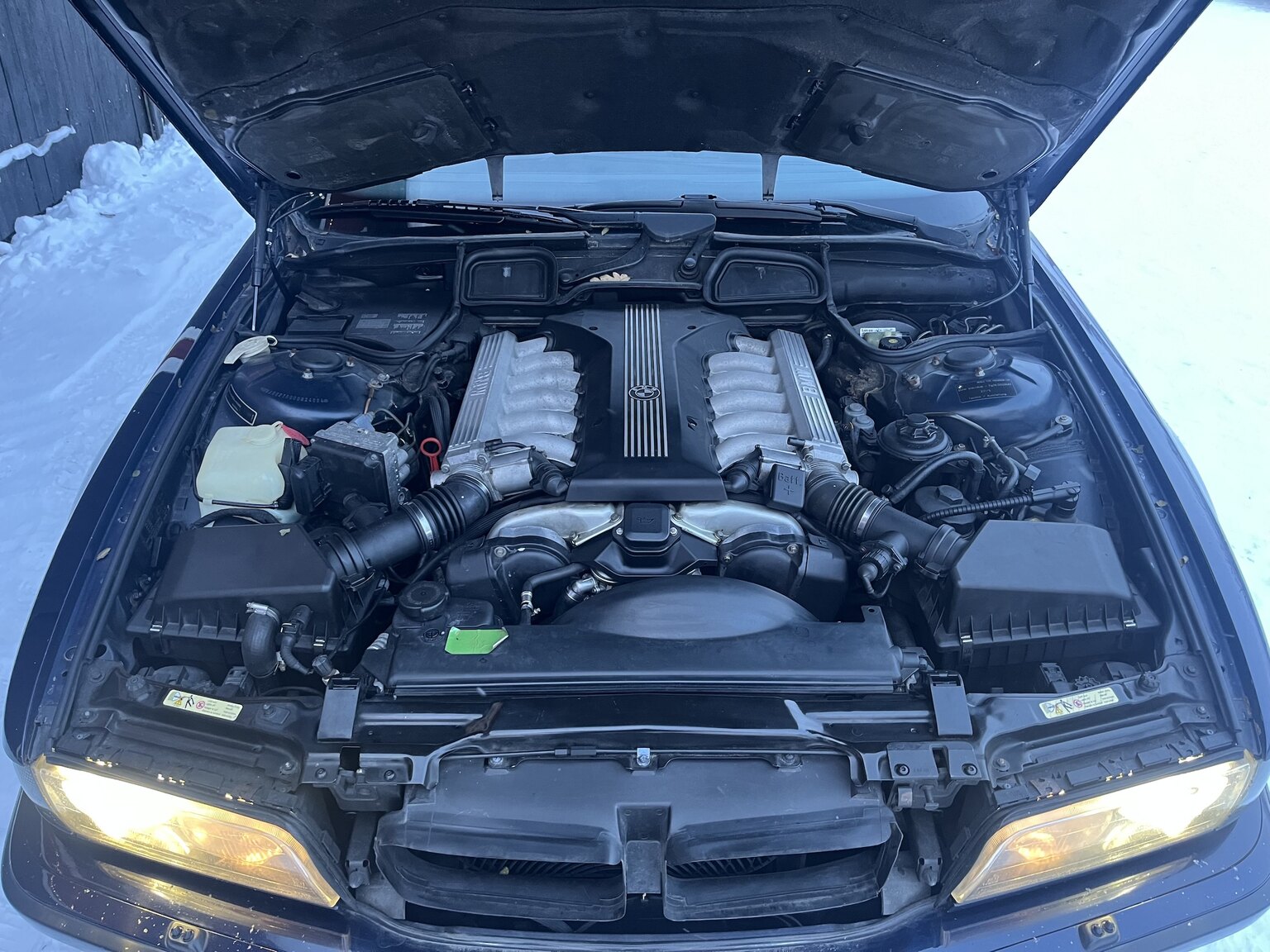 1996 BMW 750IA, Mekanik