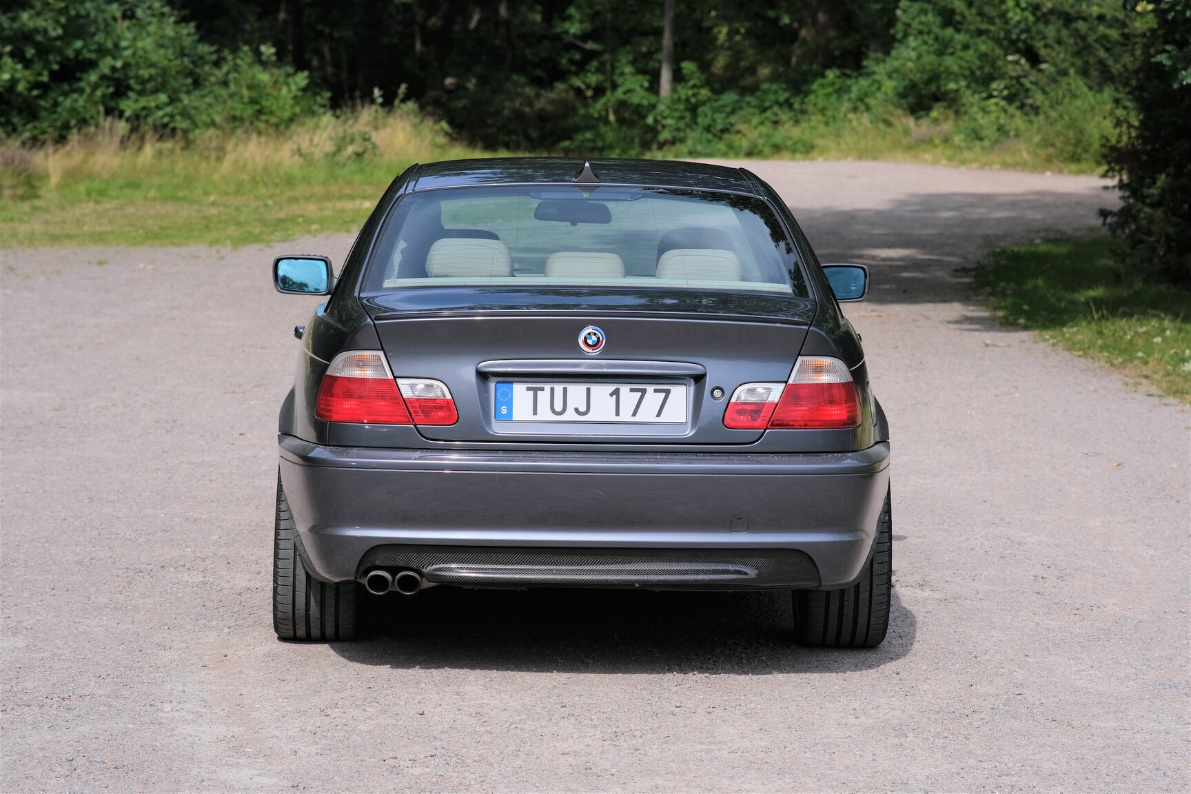 Exteriörbild på 2002  BMW 330Ci 