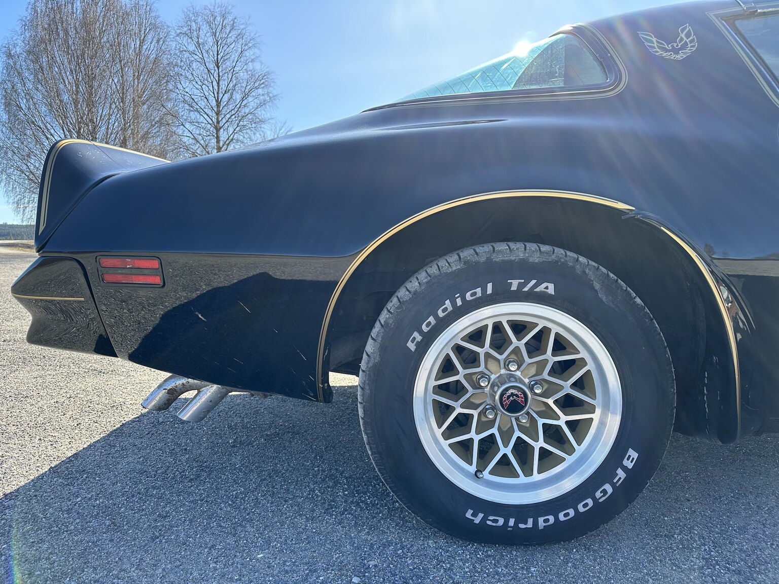 Exteriörbild på 1978 Pontiac Trans Am Bandit 400