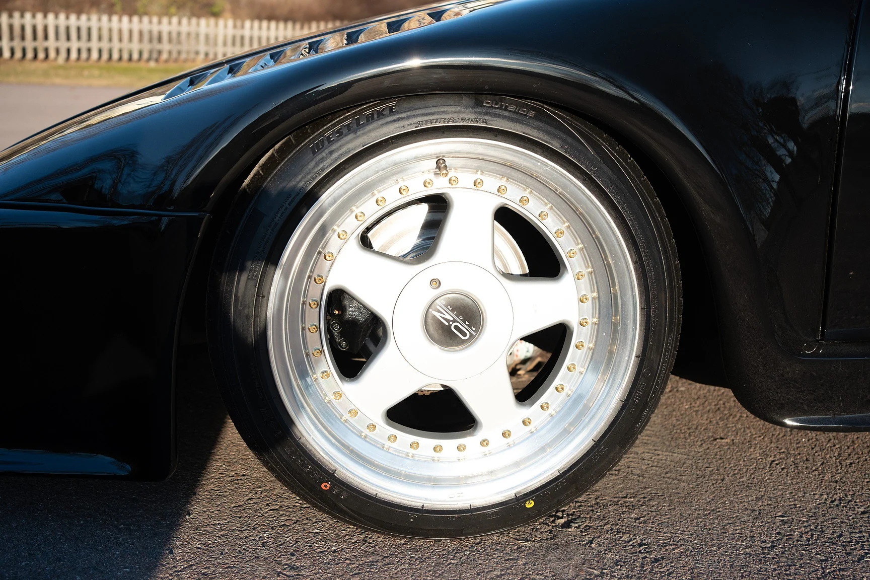 Aussenfoto 1976 Porsche 911 Targa Flachbau - Josef Zirkelbach DP (33)