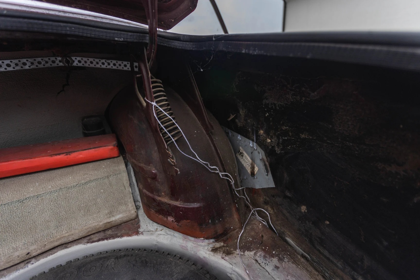 Innenraumfoto von 1970 Alfa Romeo 1750 Berlina (24)