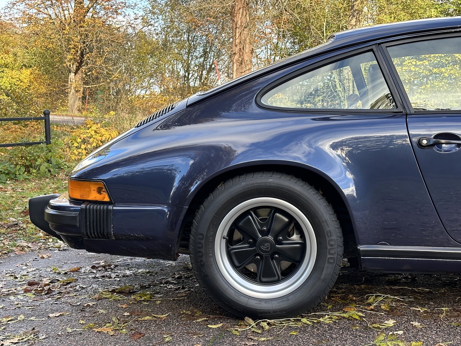 Aussenfoto 1986 Porsche 911 Carrera 3.2