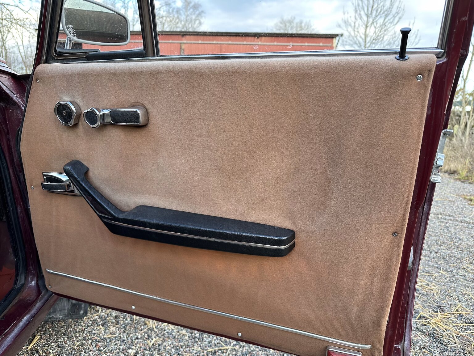 Interior image of 1973 Alfa Romeo Berlina 2000