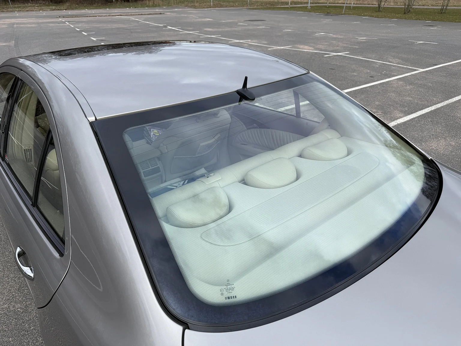 Exteriörbild på 2004 Mercedes-Benz E 500 7G-Tronic (53)