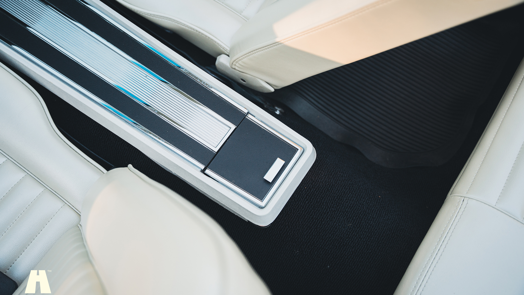 Innenraumfoto von 1965 Ford Mustang Cabriolet (28)