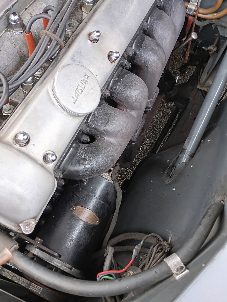 Image of 1954 Jaguar Mark VII mechanics