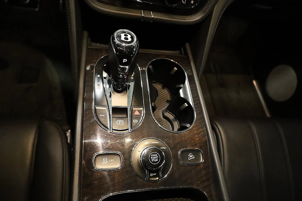 Bild von 2018 Bentley Bentayga (11)