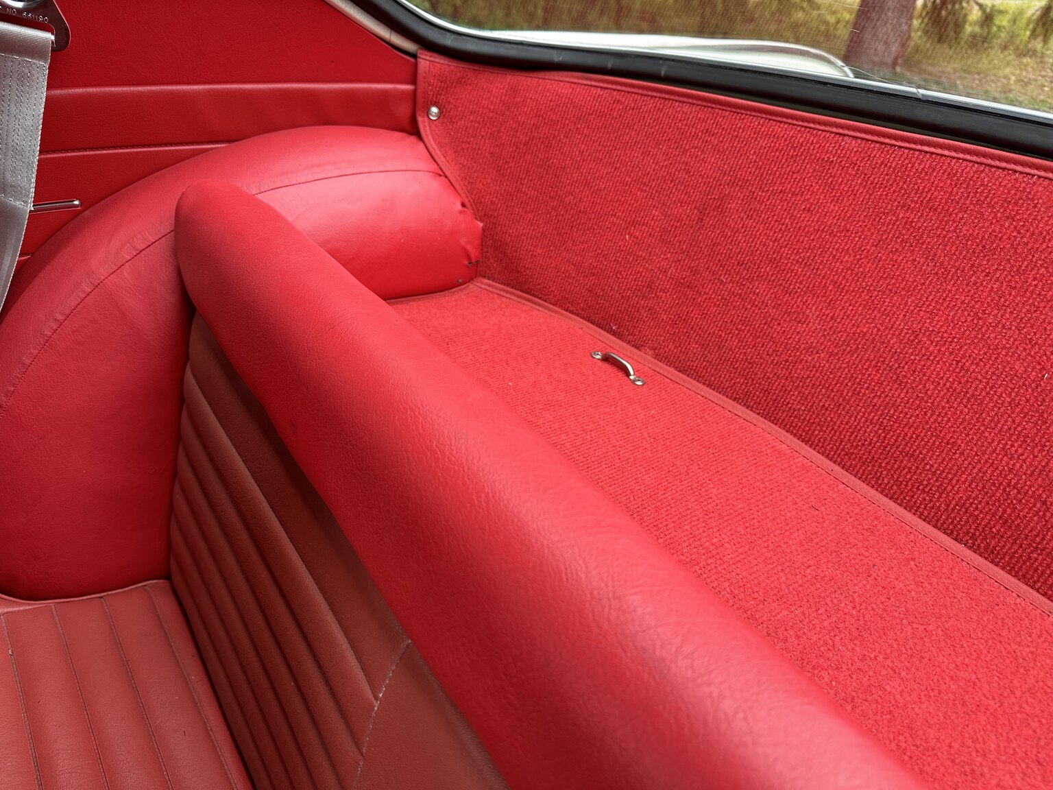 Interior image of 1964 Volvo P 1800 S