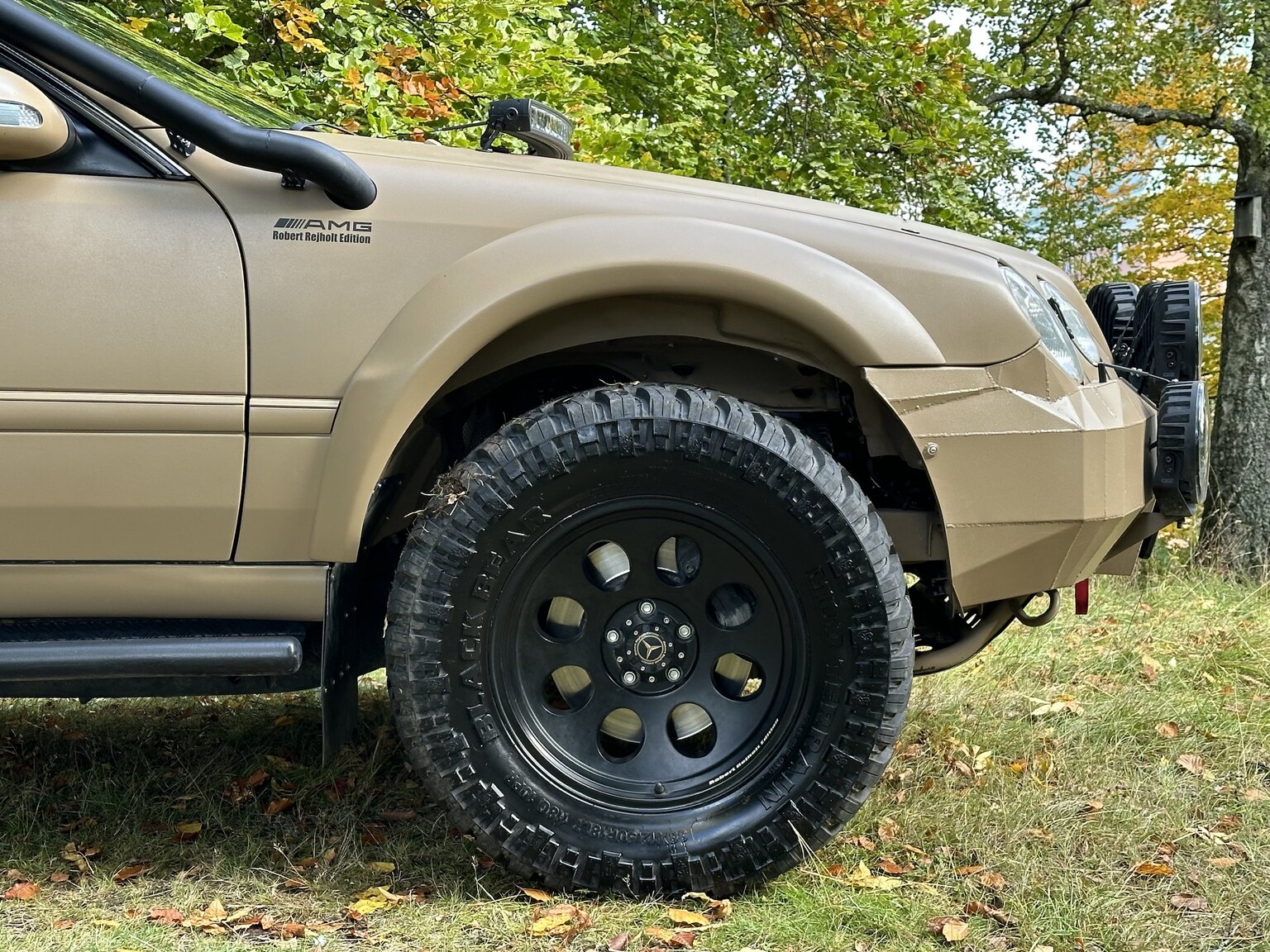 Aussenfoto 2001 Mercedes-Benz CL600/ML 55 AMG