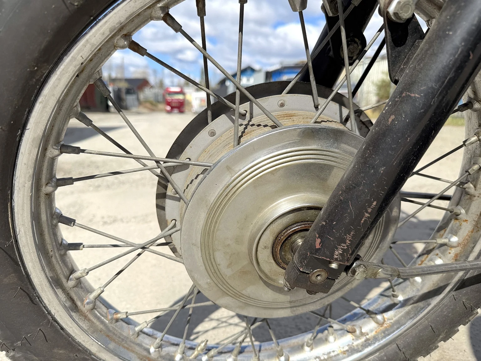 Image of 1971 Triumph Daytona 500 (8) mechanics