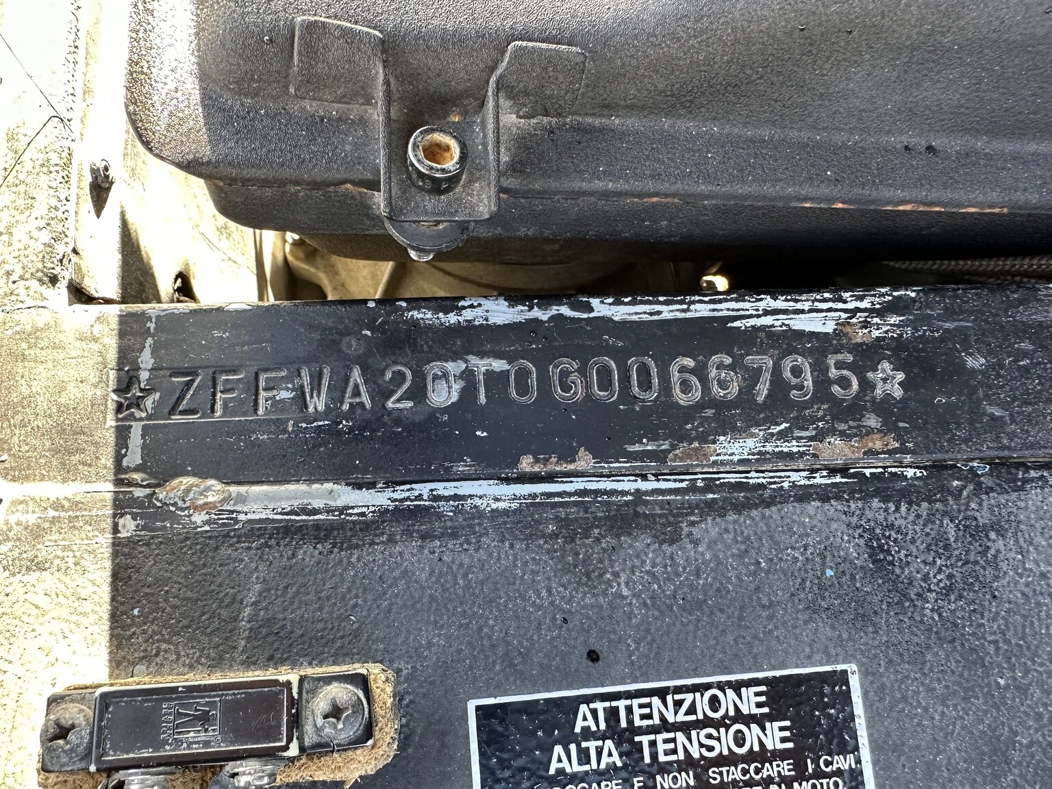 Image of 1986 Ferrari 328 GTS mechanics