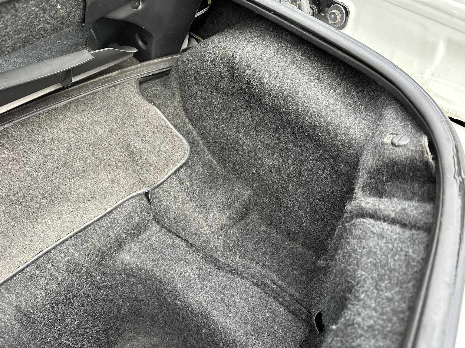 Interior image of 1997 Chevrolet Camaro Z28 30th Anniversary (50)