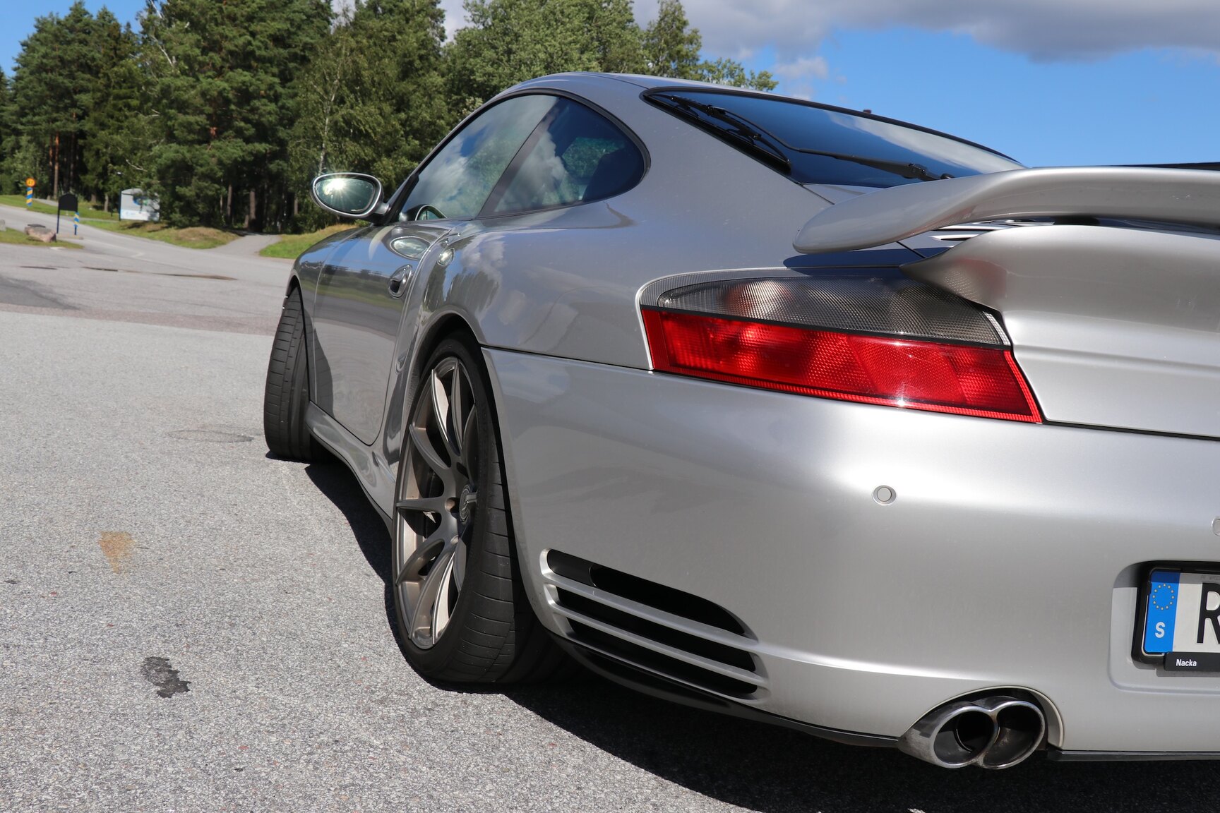 Exteriörbild på 2001 Porsche 911 Turbo