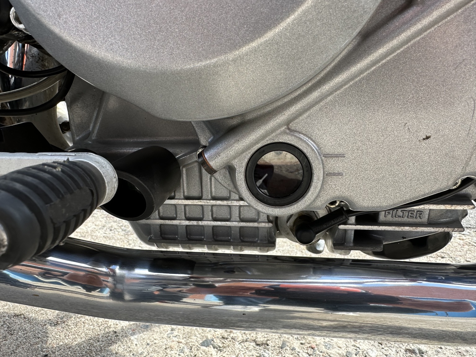 Exterior image of 2006 Ducati 1000 GT (74)