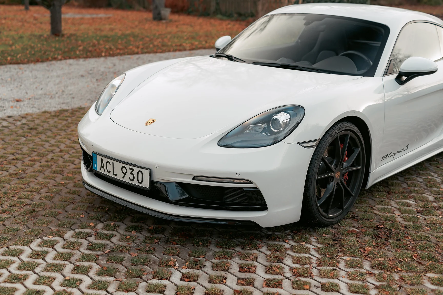 Exteriörbild på 2017 Porsche 718 Cayman S (23)