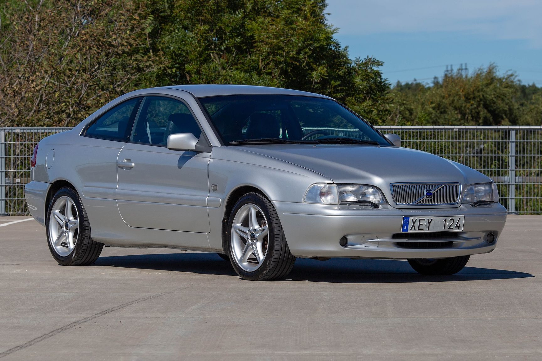 Innenraumfoto von 1999 Volvo C70 2.5 T Manuell
