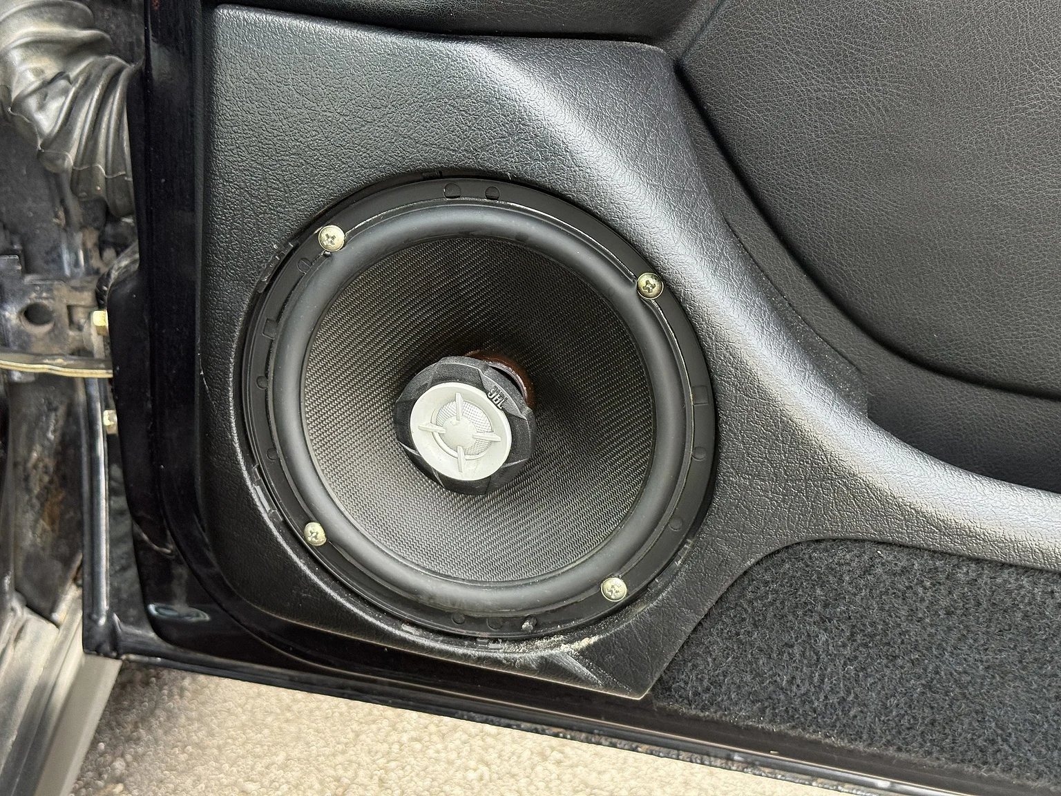 Innenraumfoto von 1994 Volkswagen Golf 3-door VR6 (40)