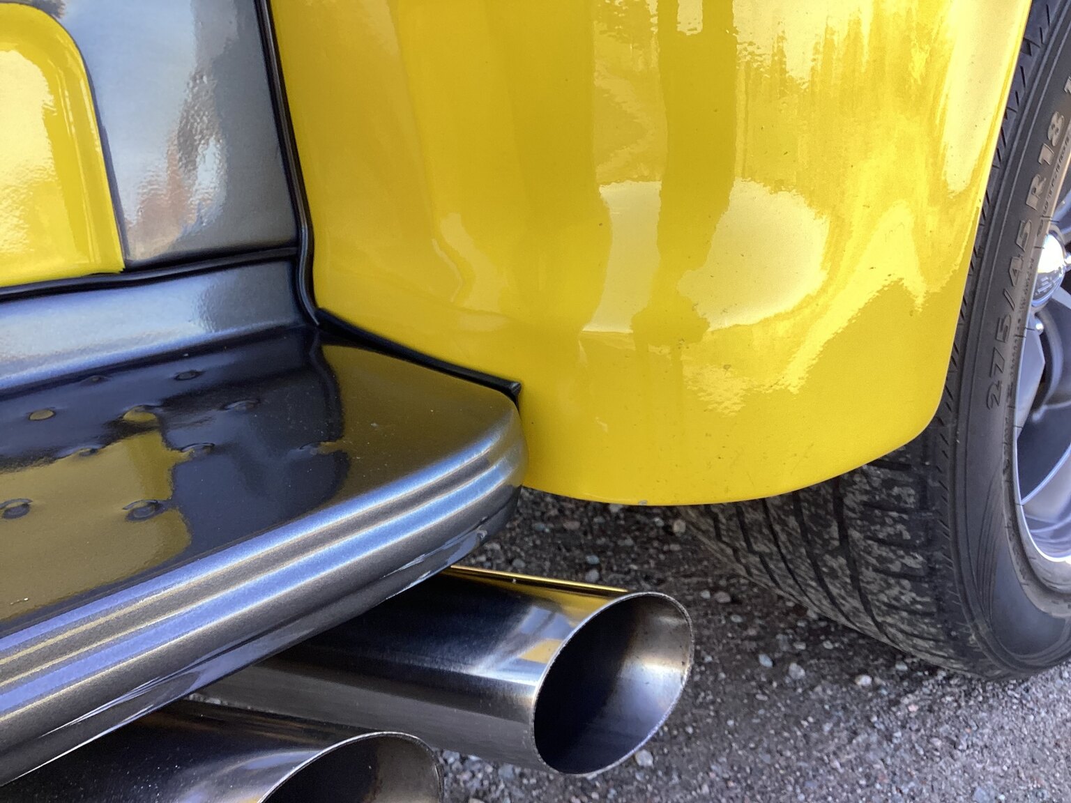 Exterior image of 1971 Dodge D100
