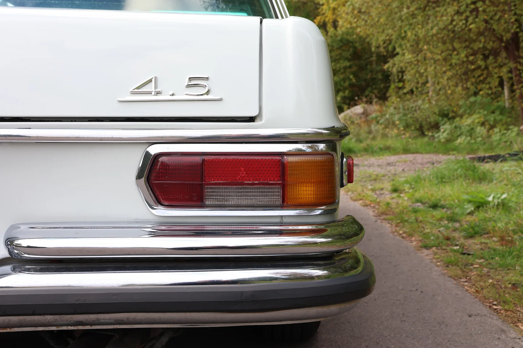 Exterior image of 1972 Mercedes-Benz 280 SE 4.5  (22)