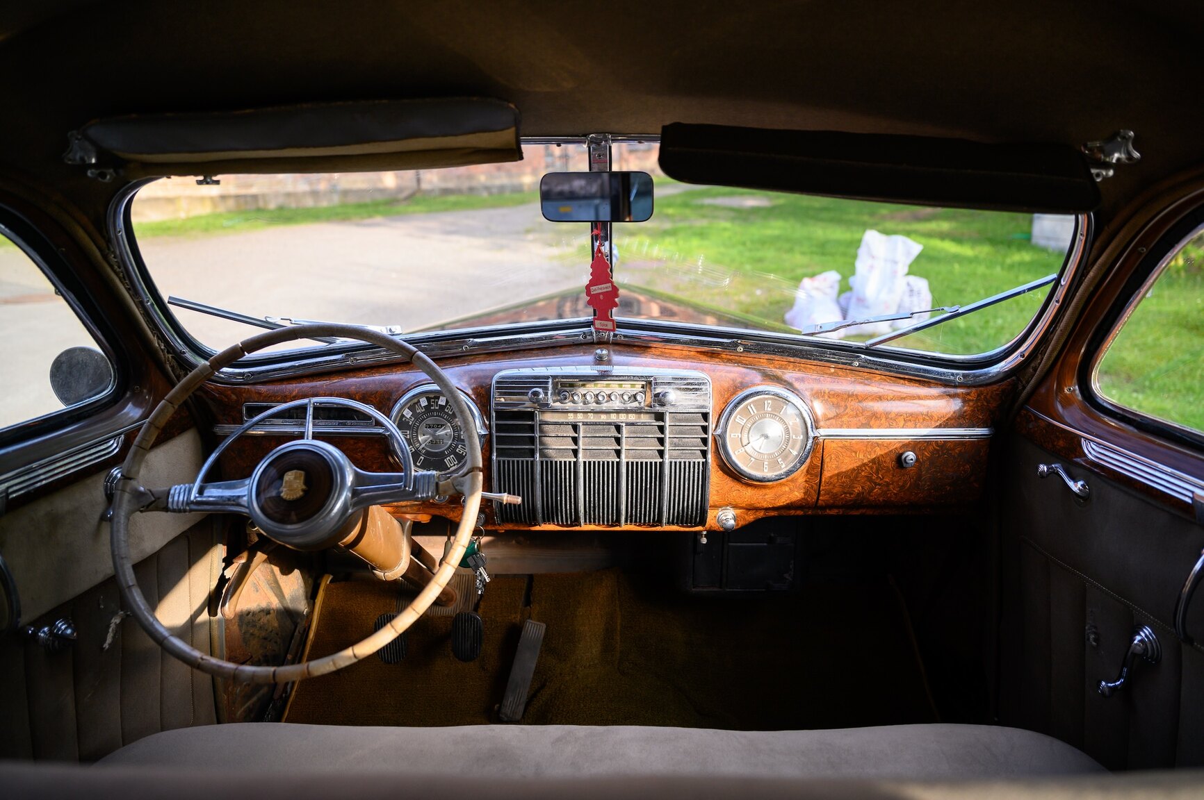 Innenraumfoto von 1941 Cadillac Model Sixty-One Fastback (6)