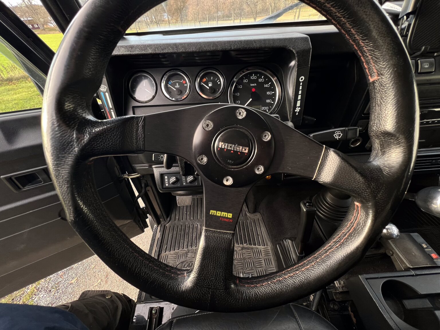 Interior image of 2002 Land Rover Defender 90 2.5 Td5