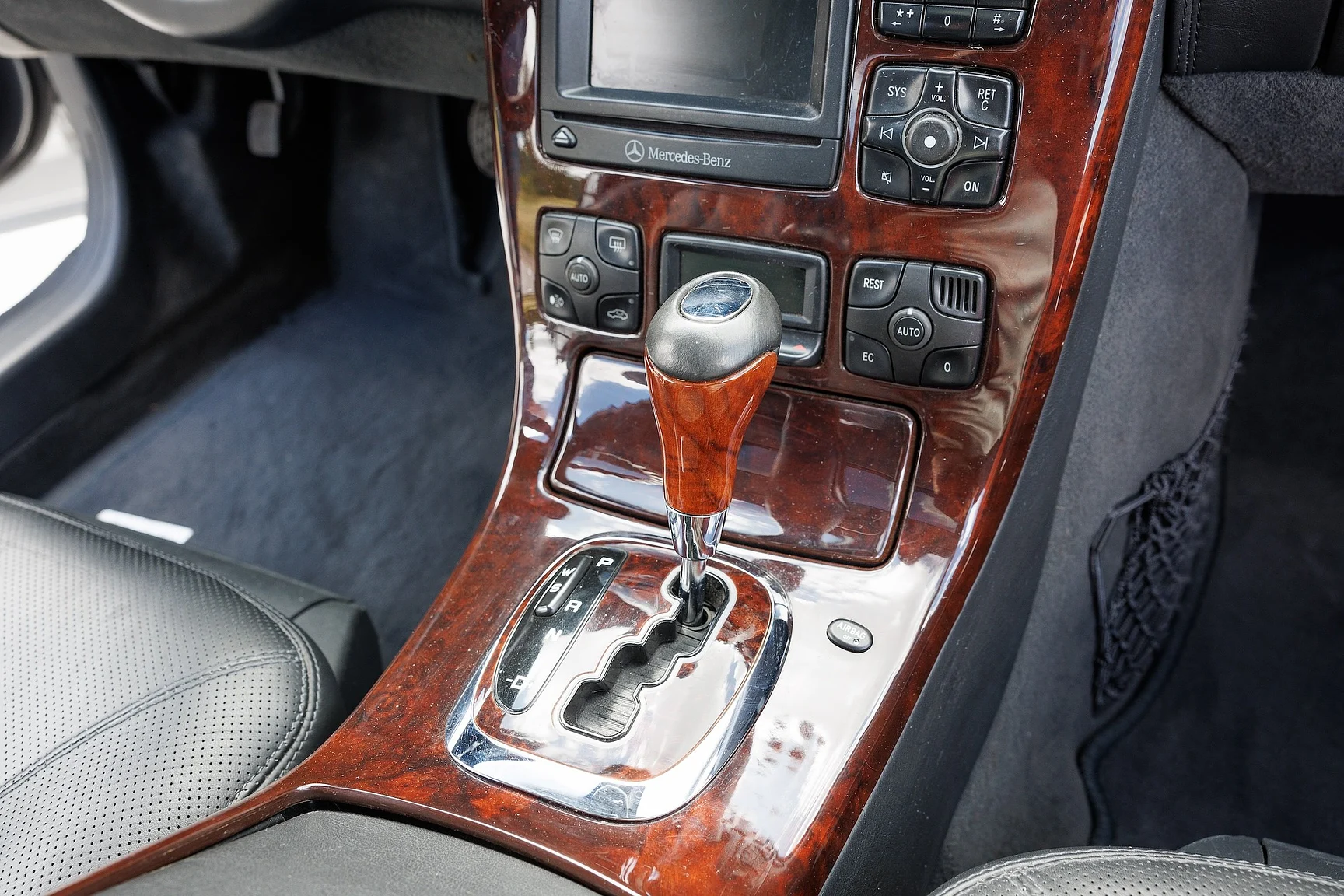 Interiörbild 2000 Mercedes-Benz CL 600 (90)