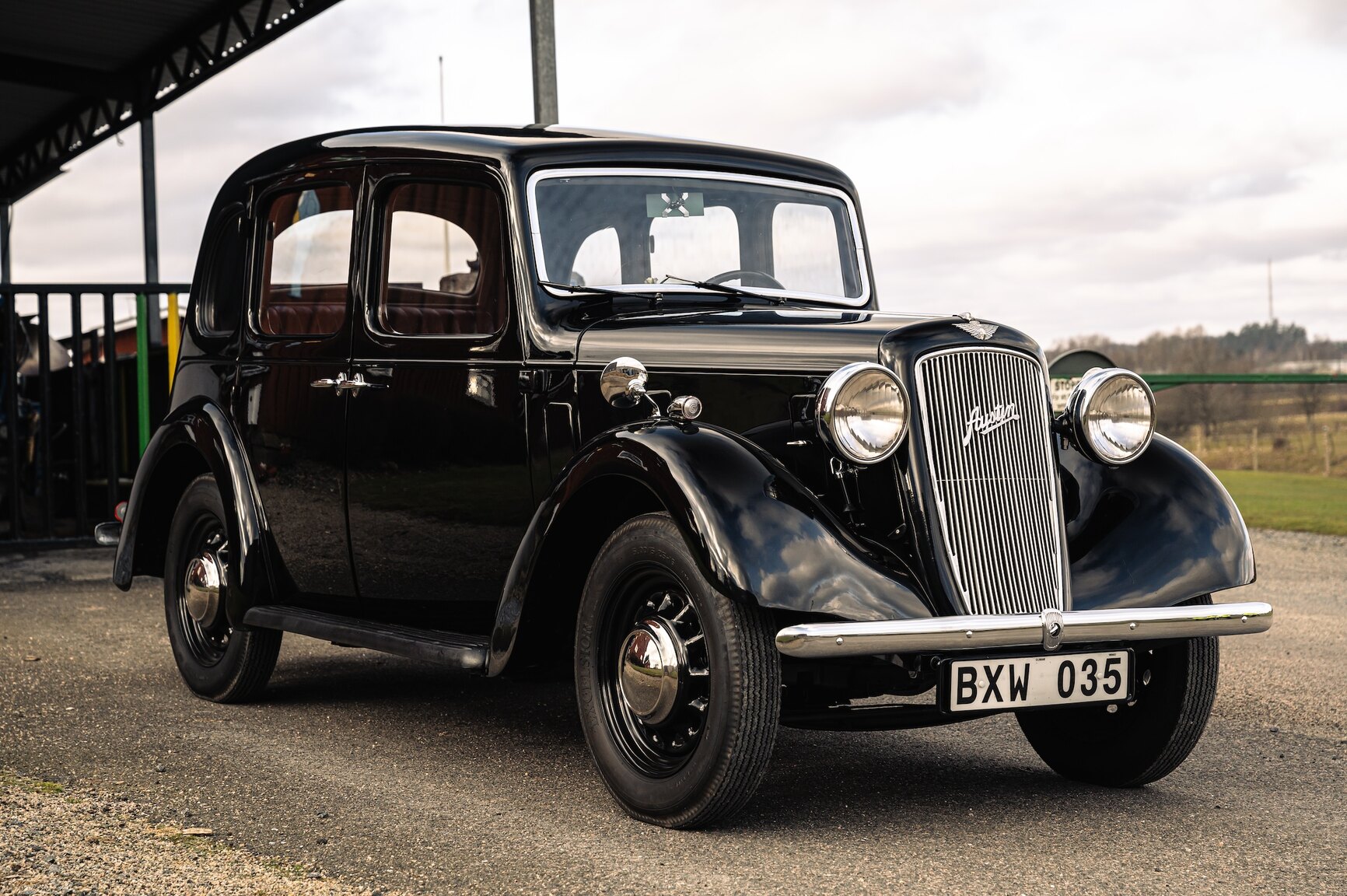 Exteriörbild på 1937 Austin Ten-Four 10-4