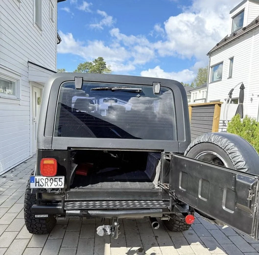 Aussenfoto 1990 Jeep Wrangler Islander (60)