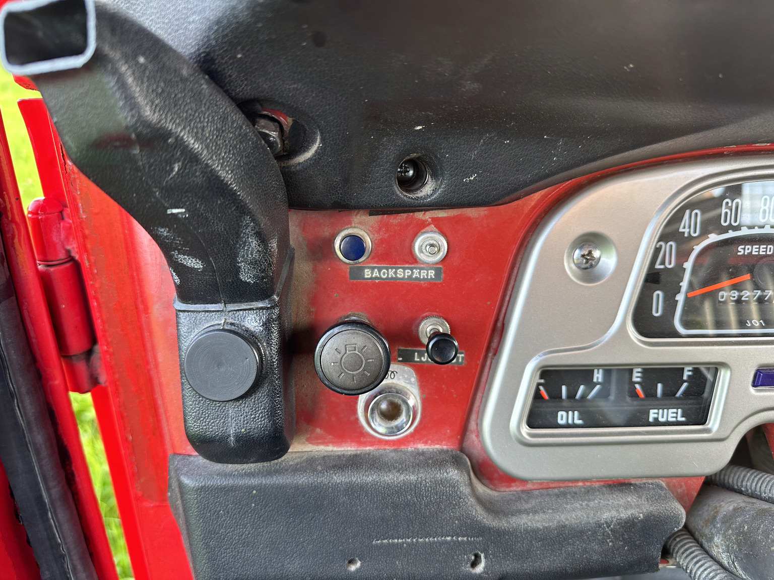 Interior image of 1982 Toyota Landcruiser Utility (17)