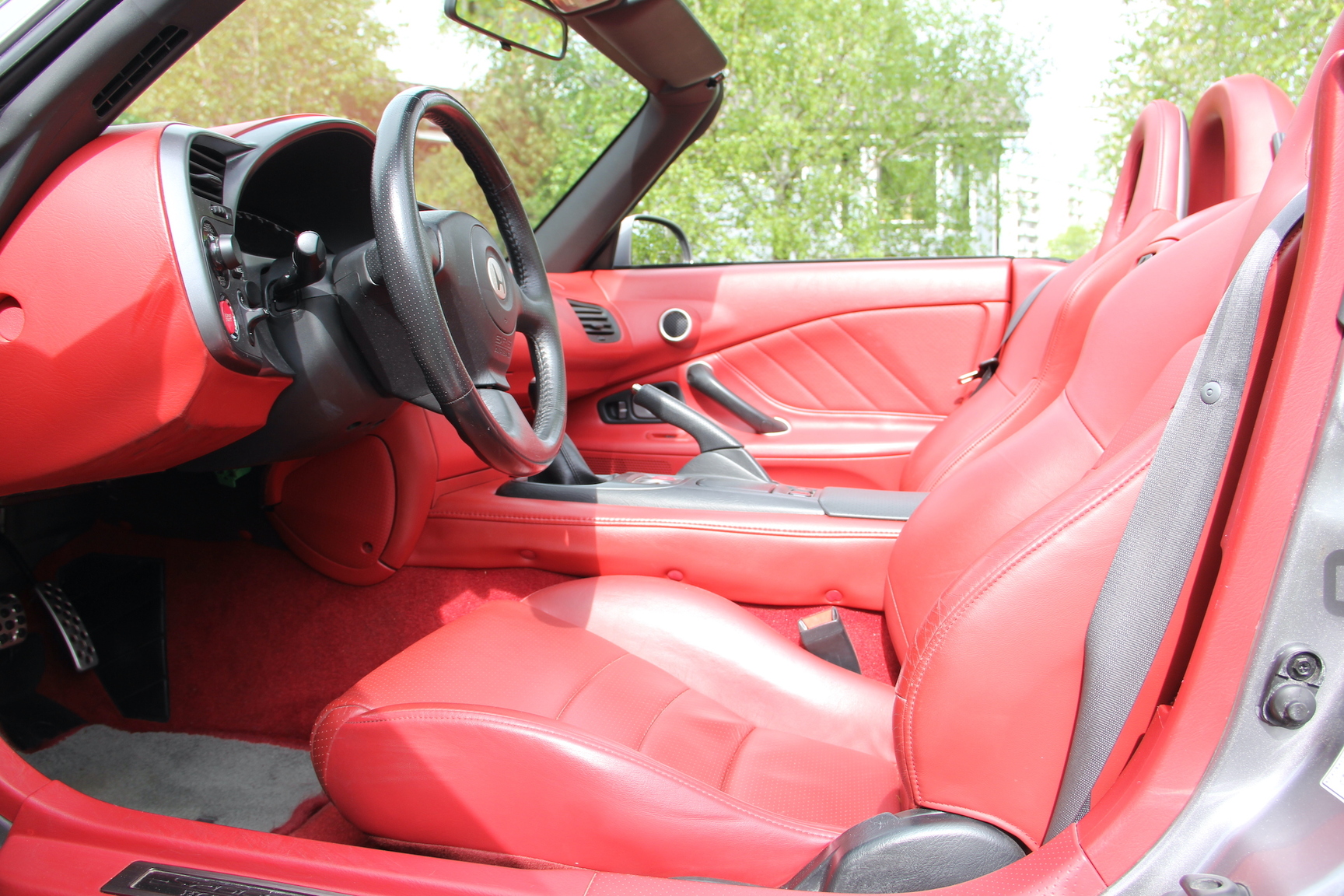 Innenraumfoto von 2003 Honda S2000