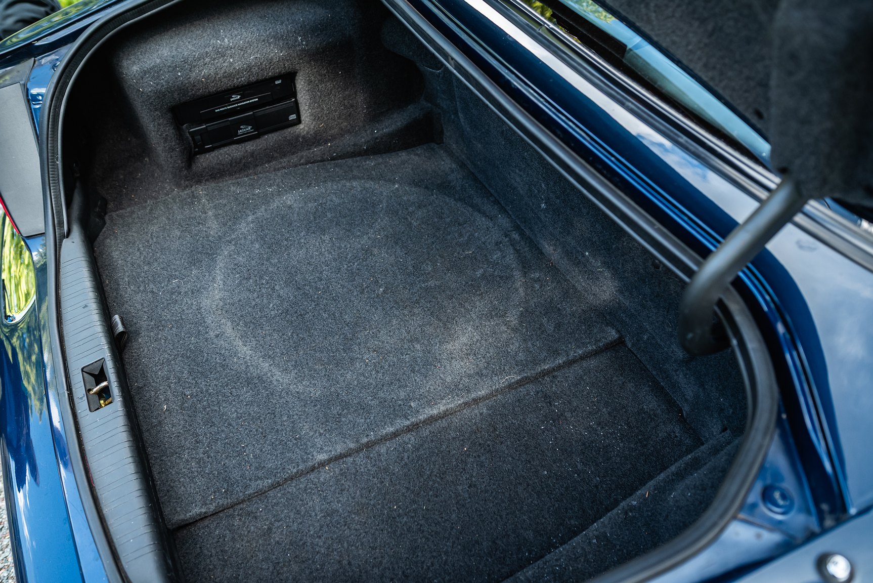 Interior image of 2001 Jaguar XJR