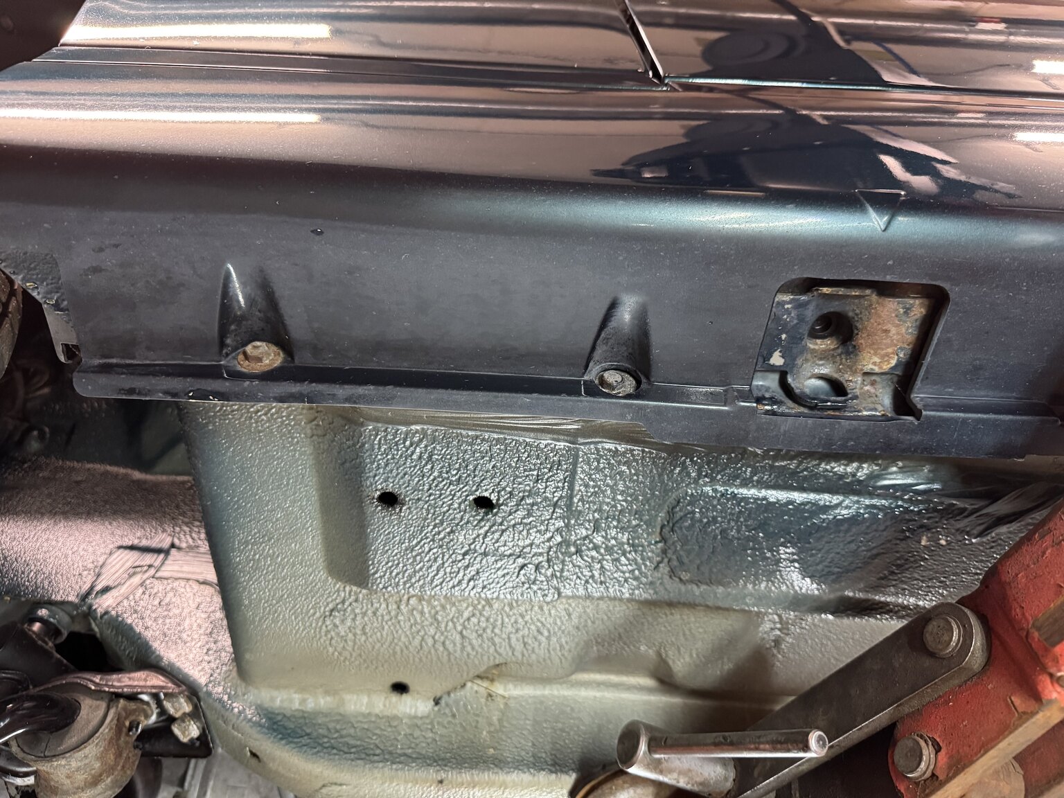 Image of 1996 BMW 520i Touring mechanics