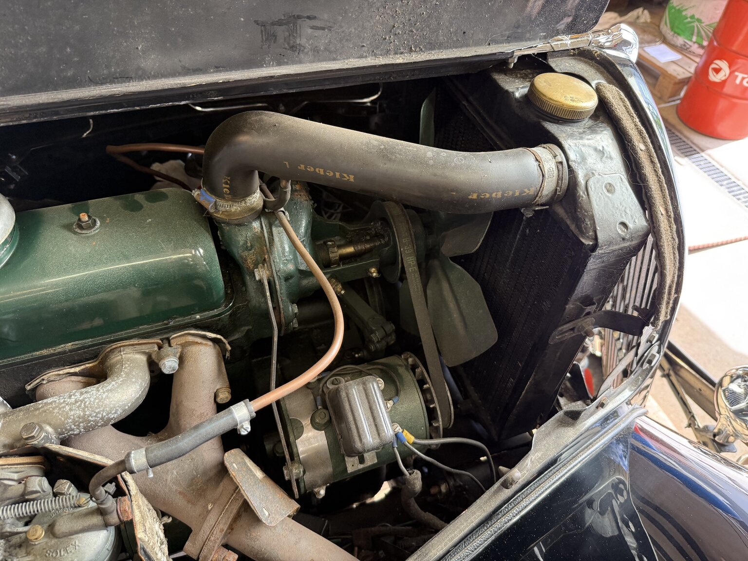 Image of 1939 Citroën Berline 11 Sport Convertible mechanics