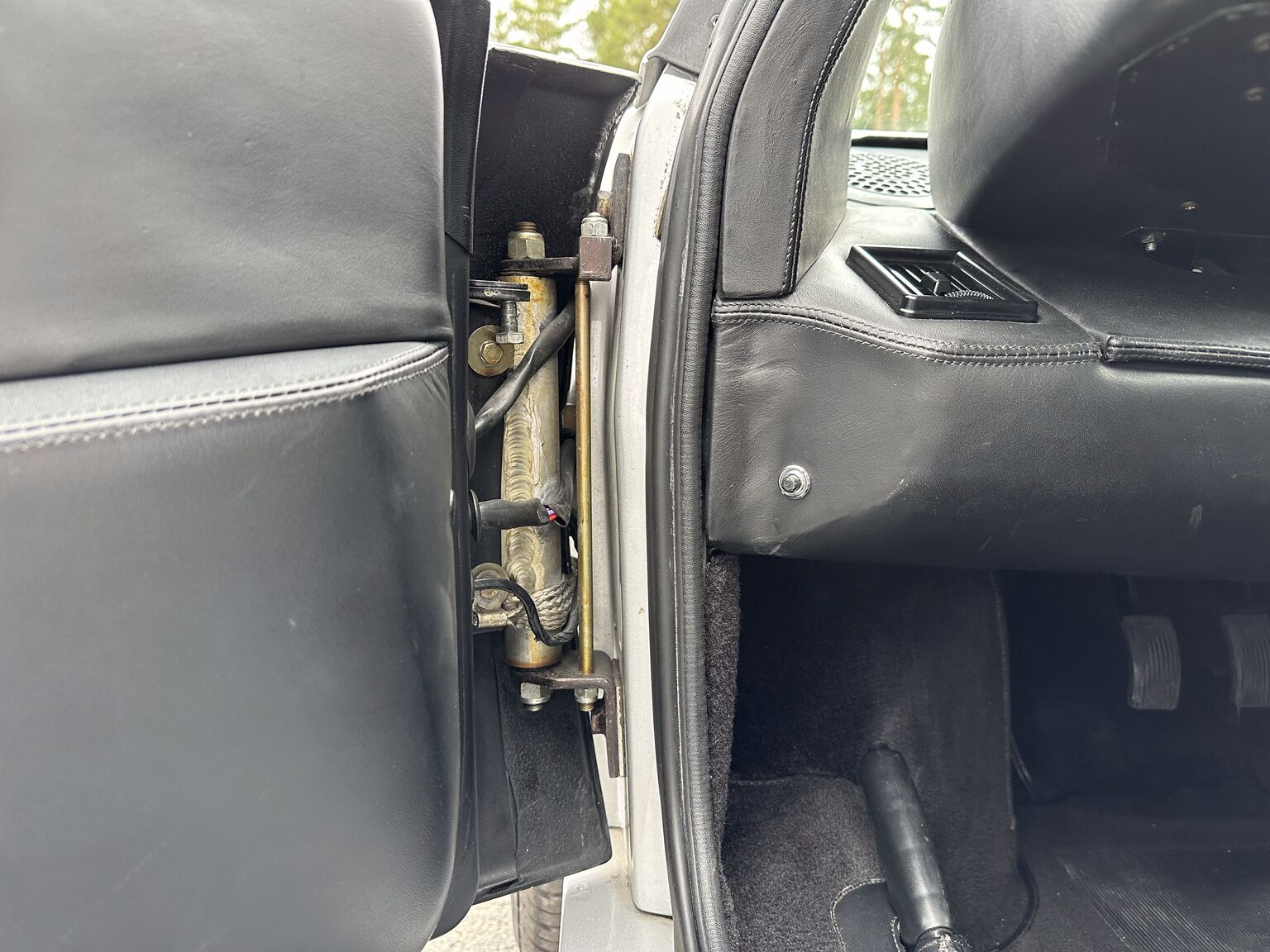 Interior image of 1987 Lotus Esprit S3