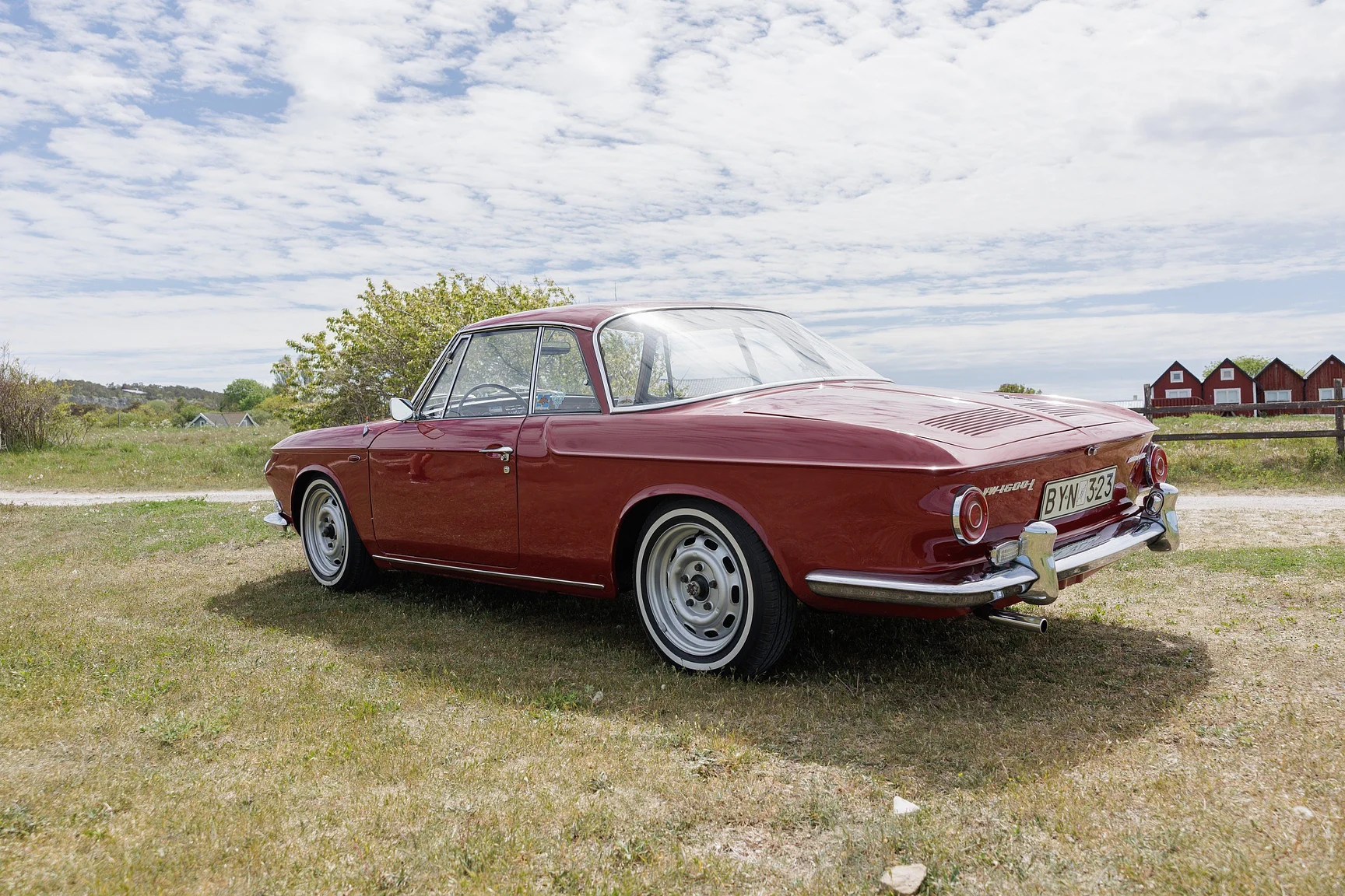 Aussenfoto 1968 Volkswagen Typ 34 1600 L Karmann-Ghia (6)