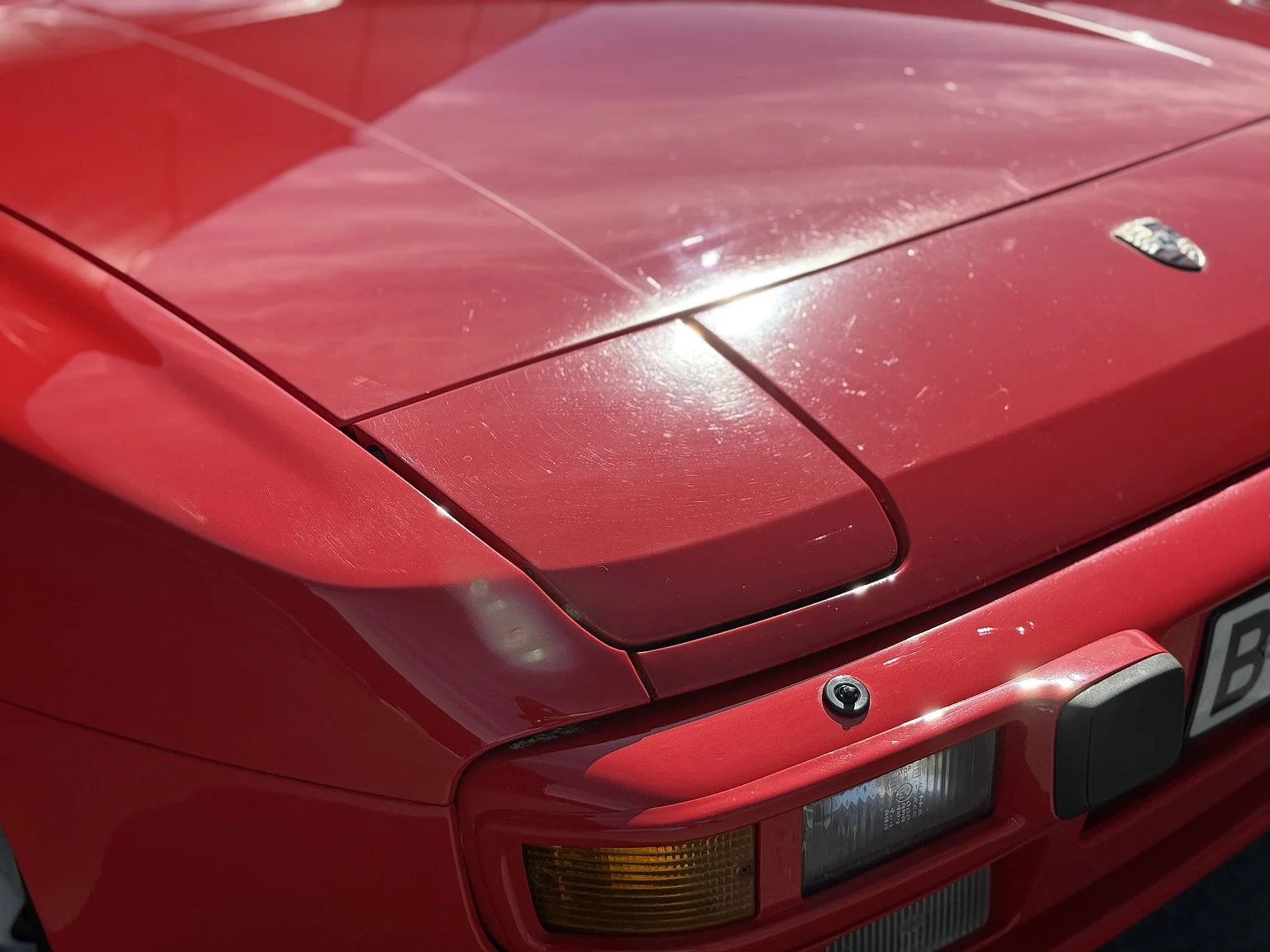 Exteriörbild på 1984 Porsche 944 Targa (44)