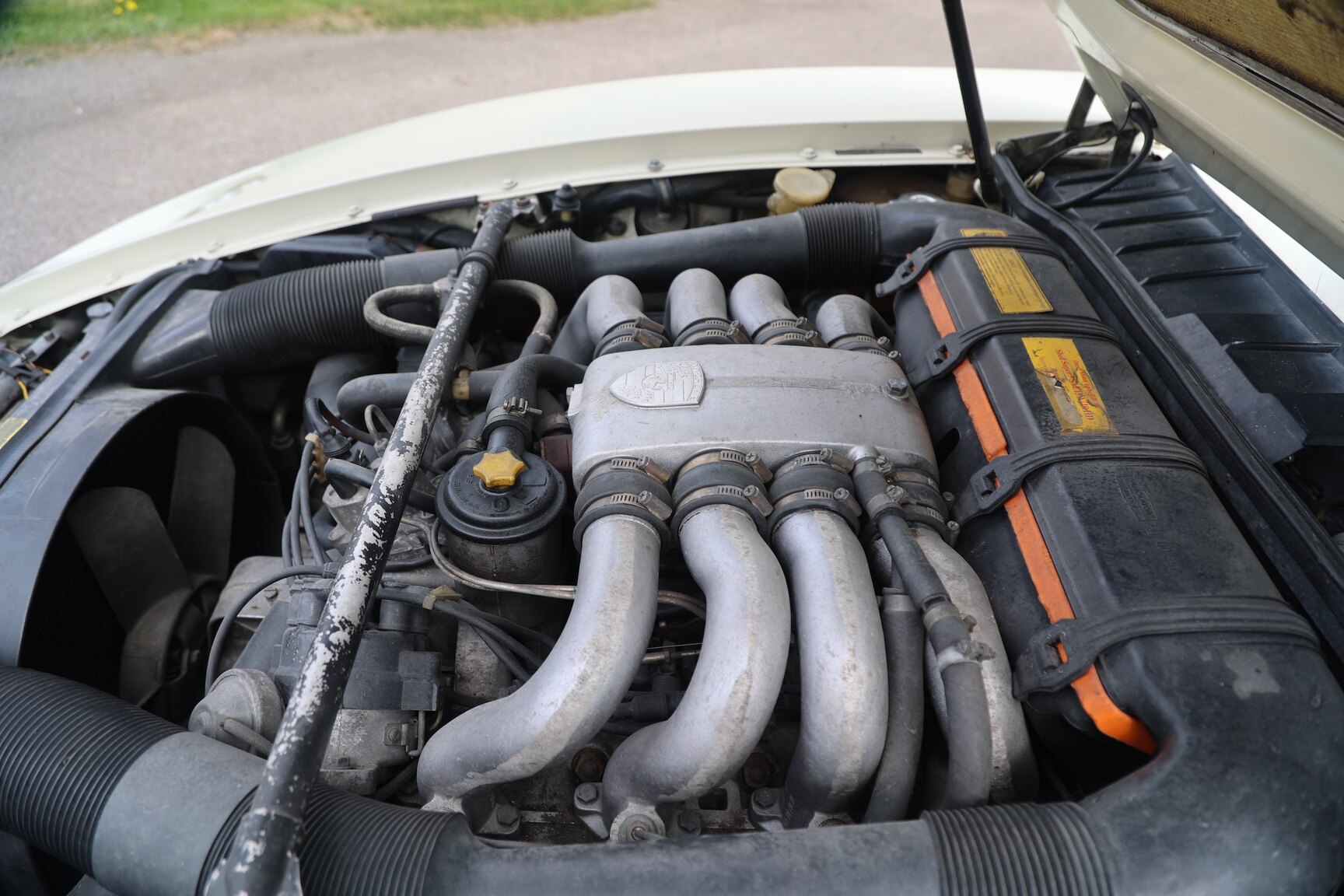 Image of 1981 Porsche 928 S (2) mechanics