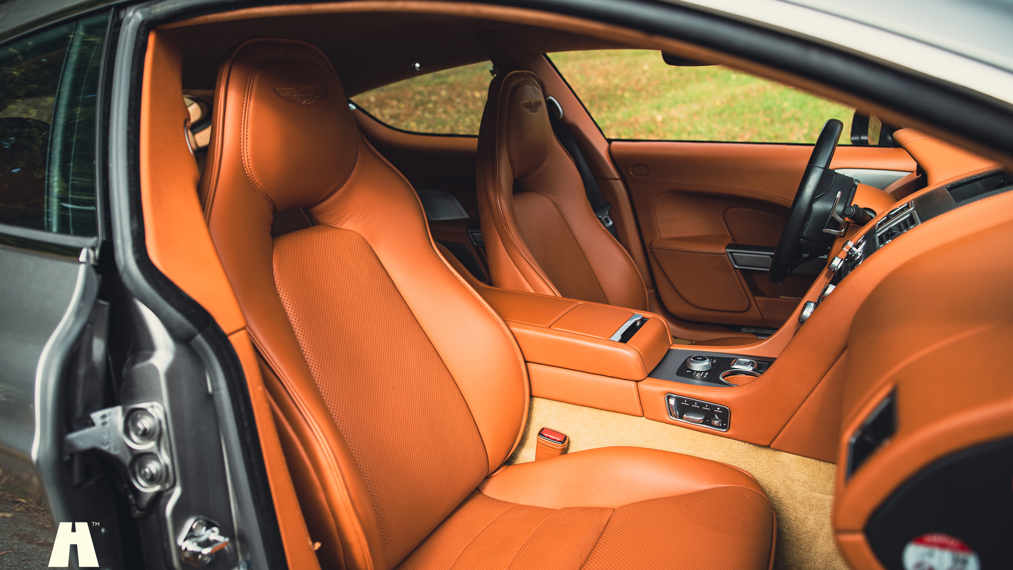 Innenraumfoto von 2014 Aston Martin Rapide S