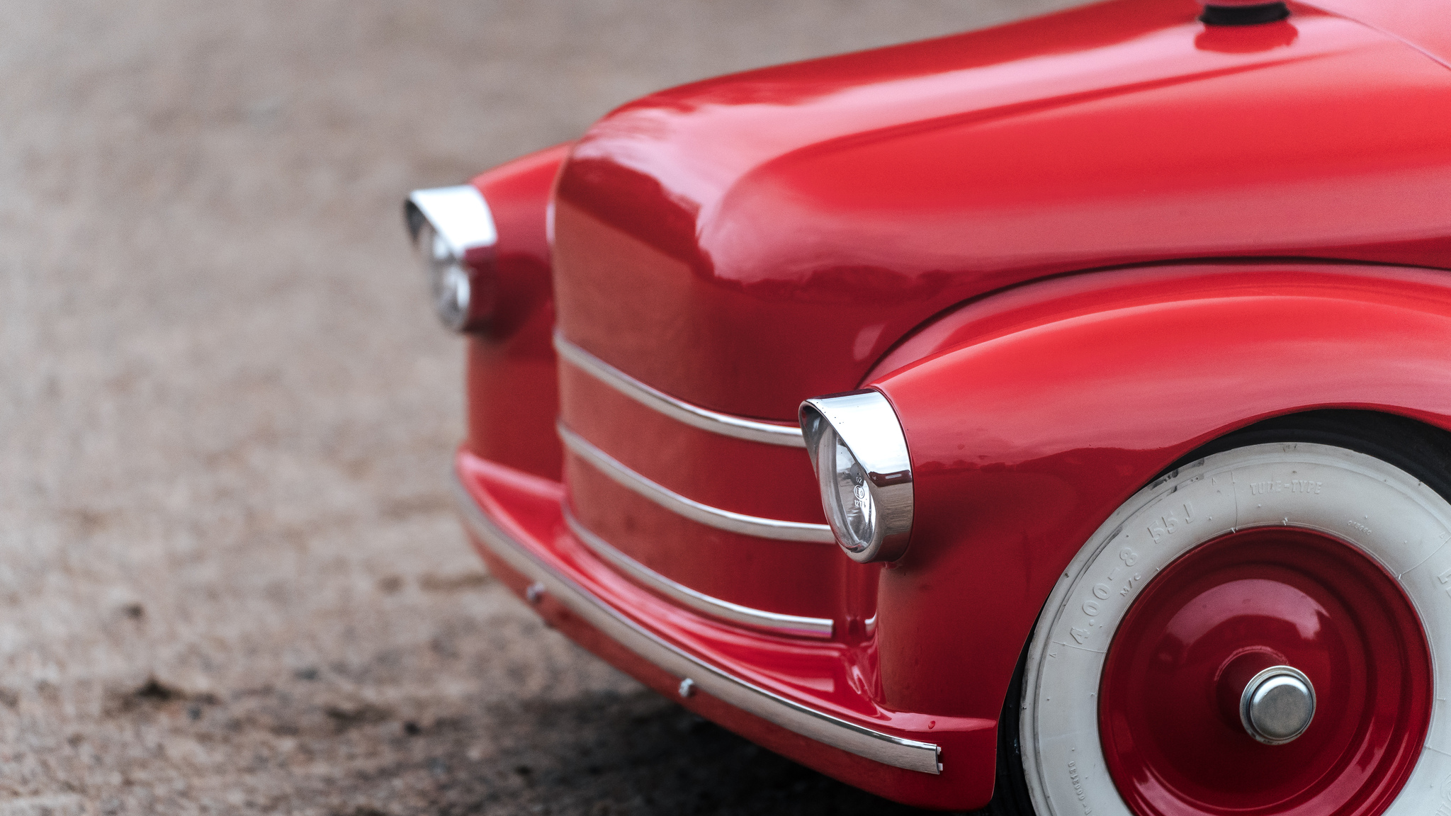 Exterior image of 1971 Austin J40 Moped Car