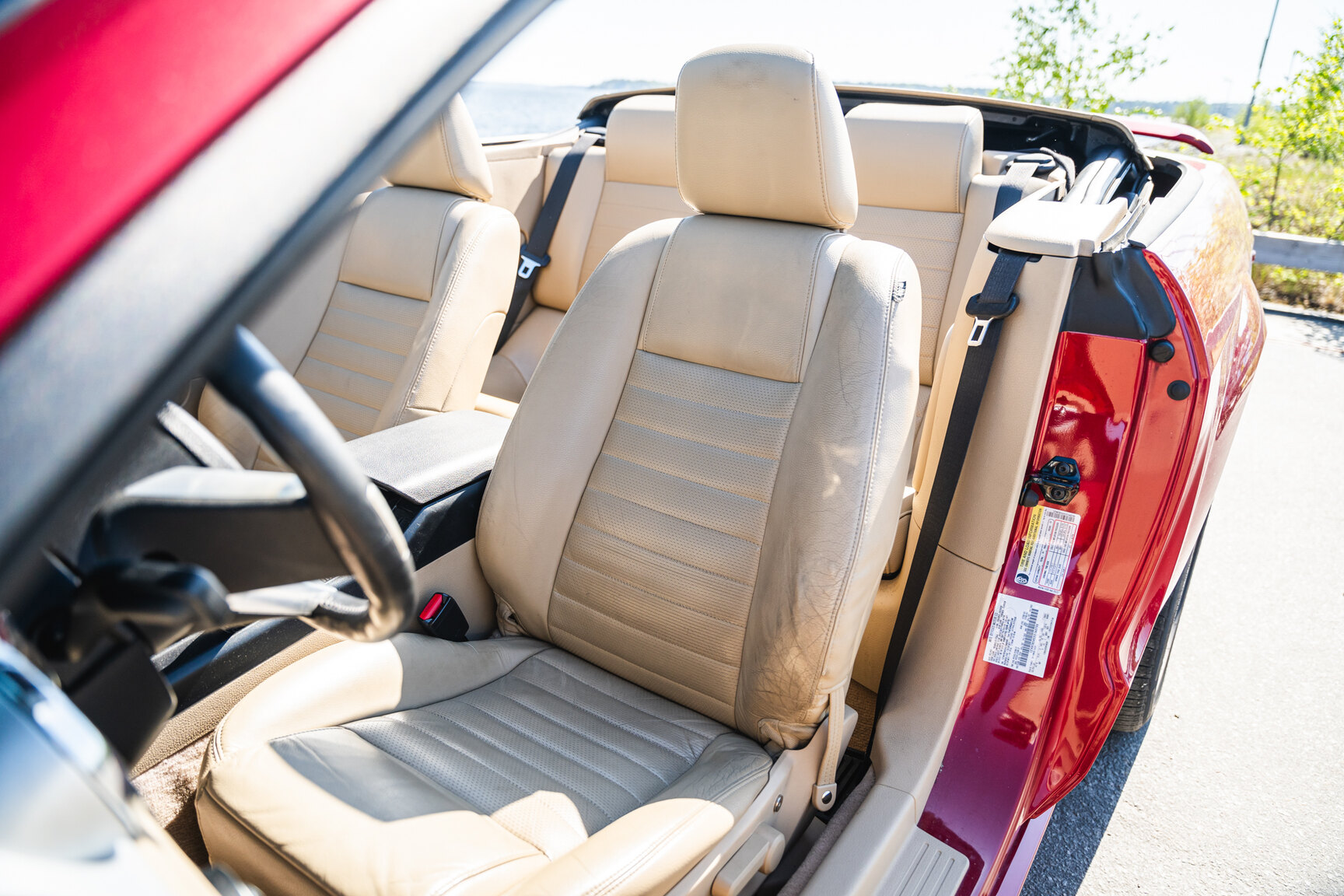 Innenraumfoto von 2005 Ford Mustang GT Cabriolet