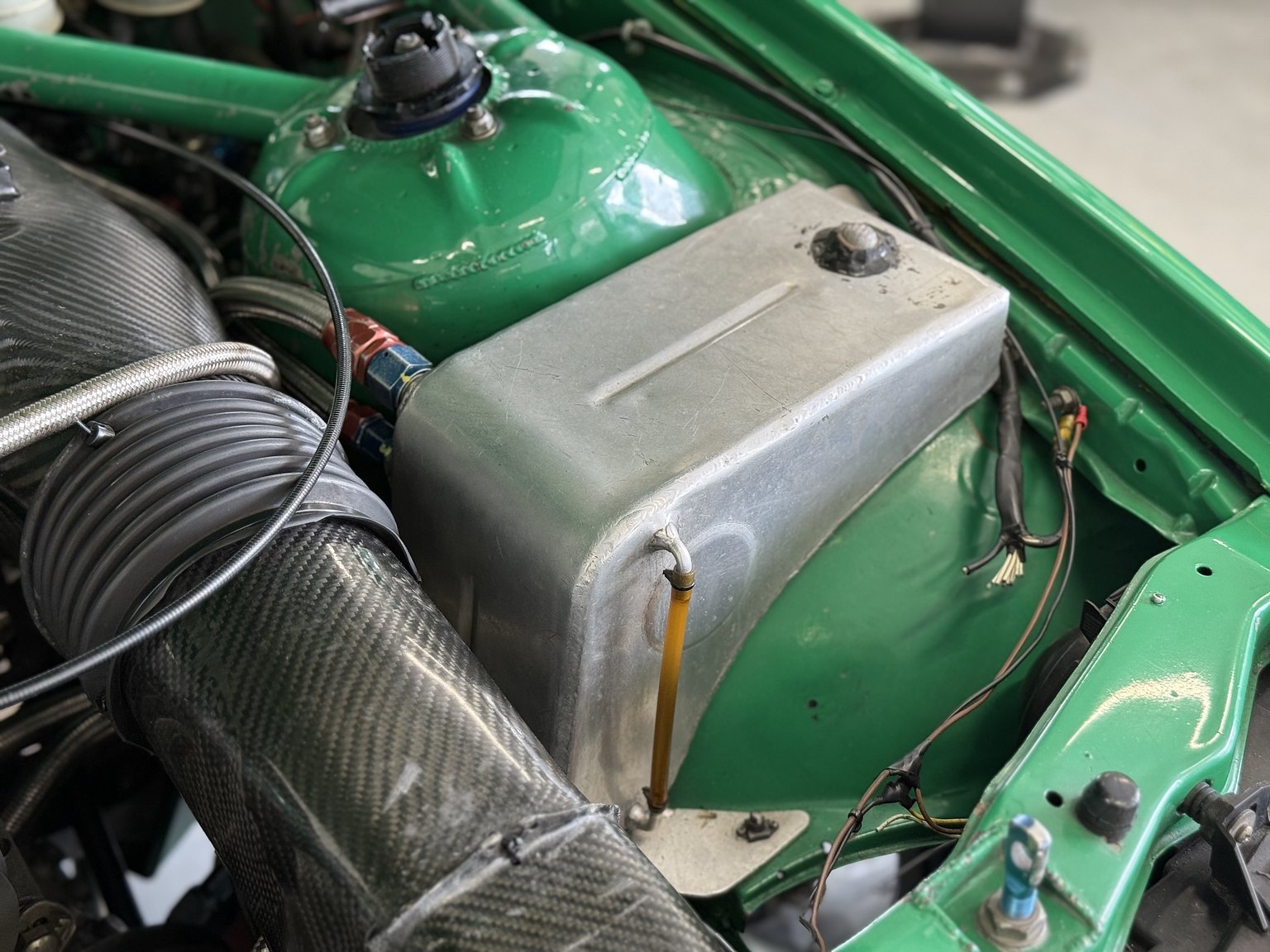 Image of 1993 BMW E36 Super Touring mechanics