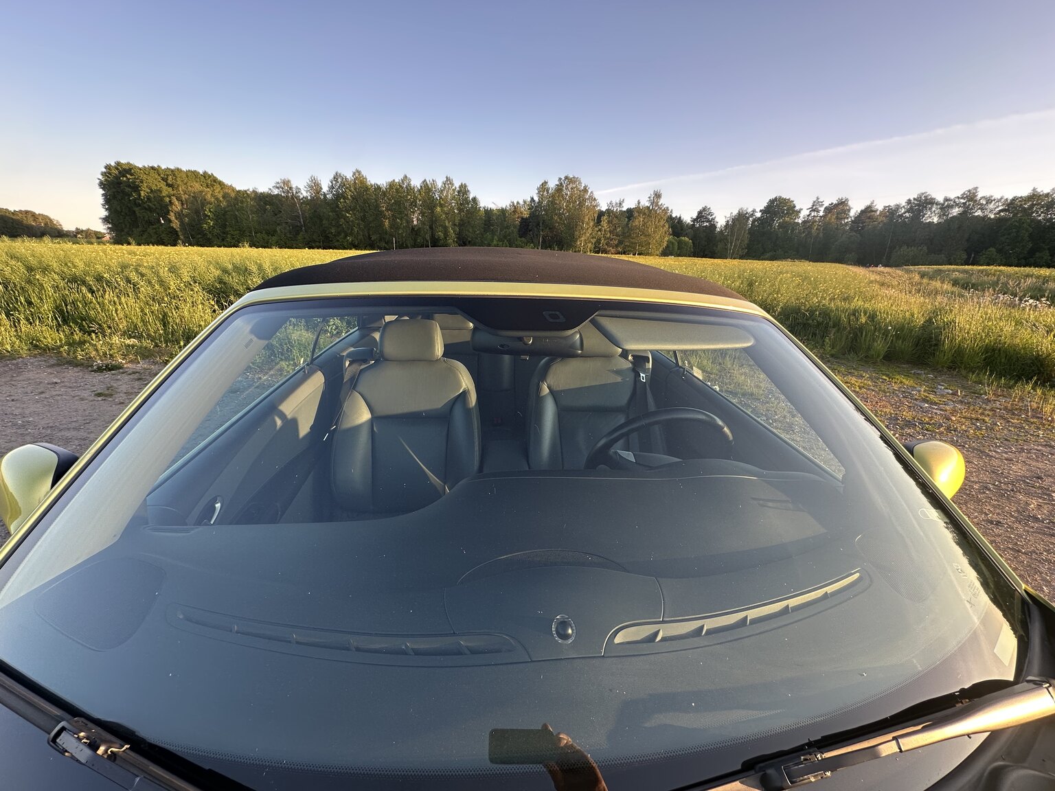 Exterior image of 2004 SAAB 9.3 Aero Convertible 2.0T