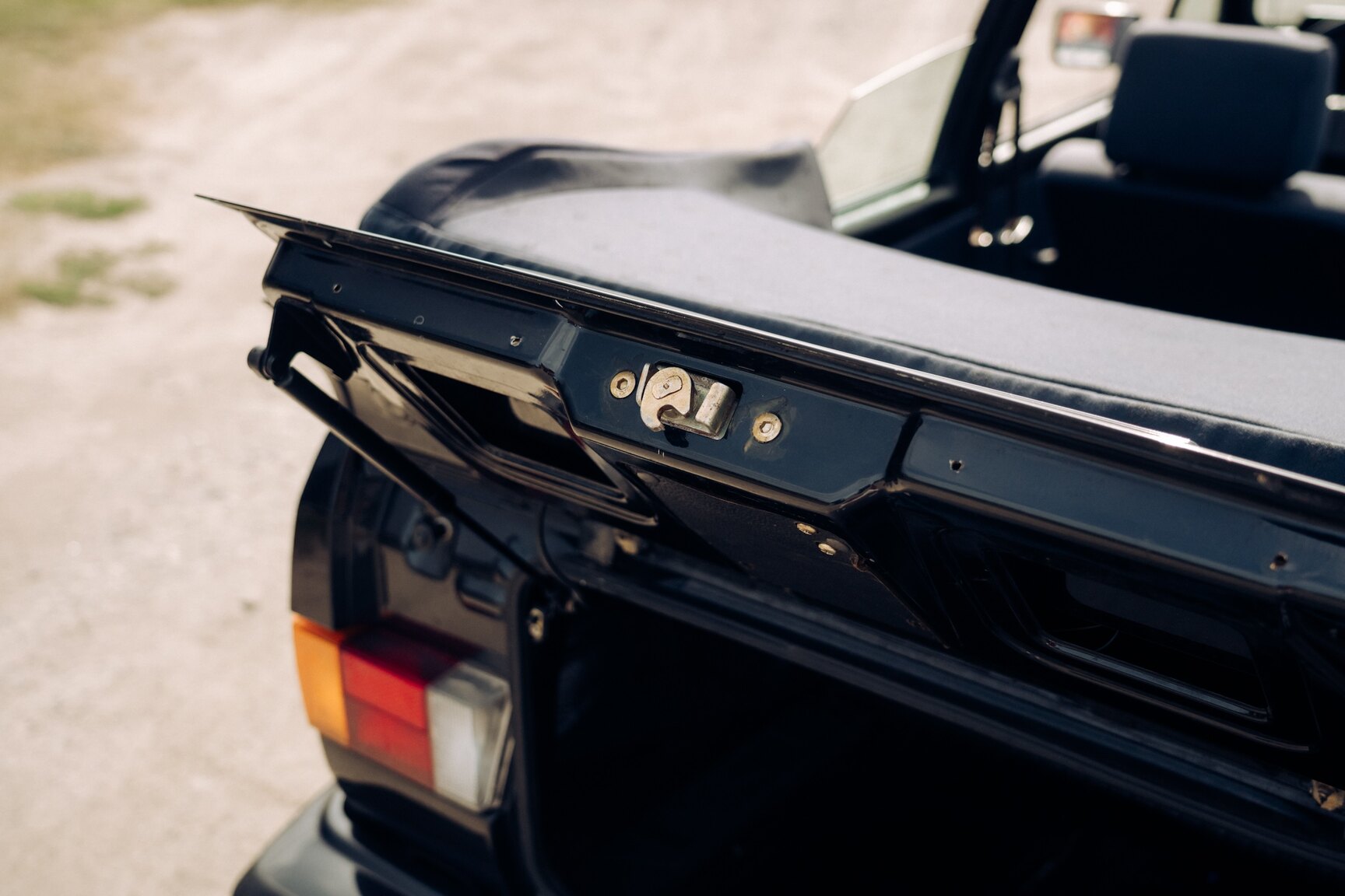 Interiörbild 1991 VW Golf Cabriolet "Etienne Aigner Edition"